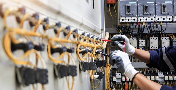 Professional Electrician technician working in Thornville, OH